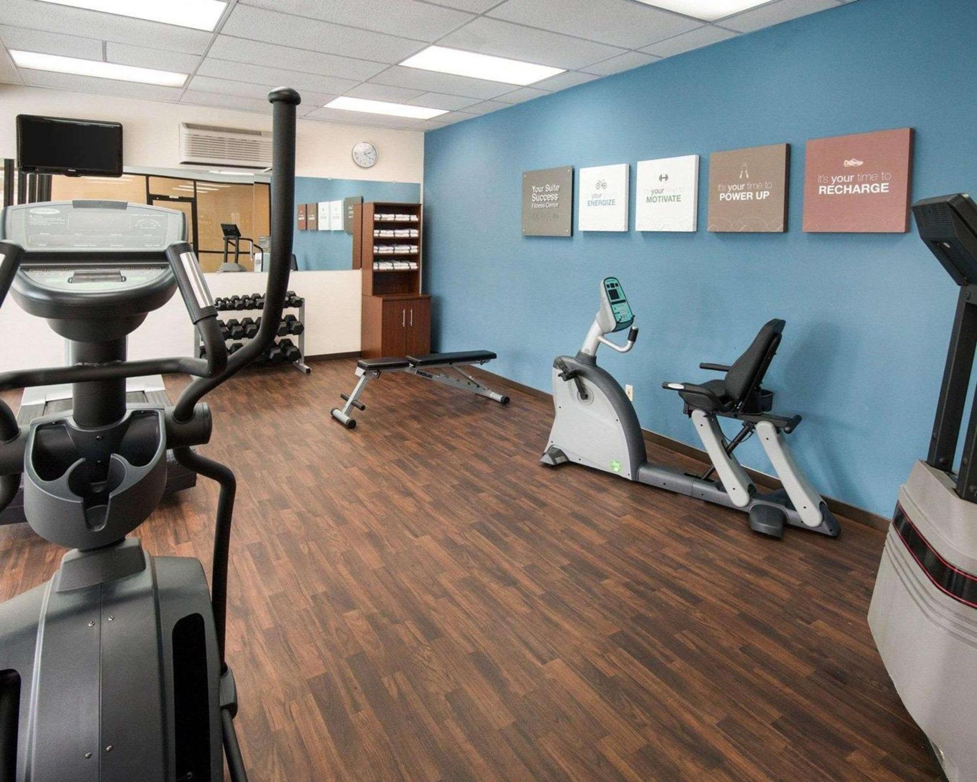 Comfort Suites Parkersburg South Mineral Wells Екстер'єр фото