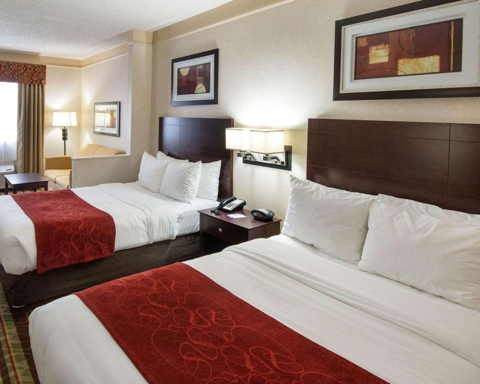 Comfort Suites Parkersburg South Mineral Wells Екстер'єр фото